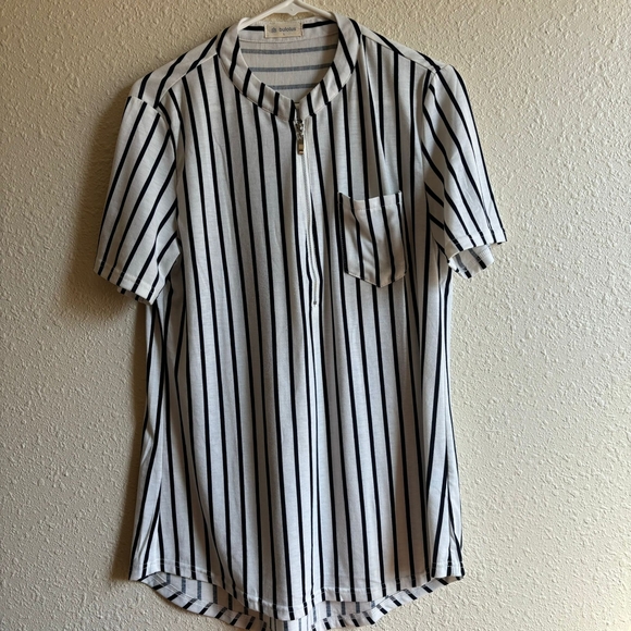 bulotus Tops - Bulotus Women's Top